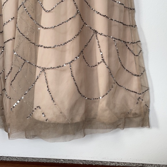Gorgeous champagne colored sequin gown - Picture 6 of 11